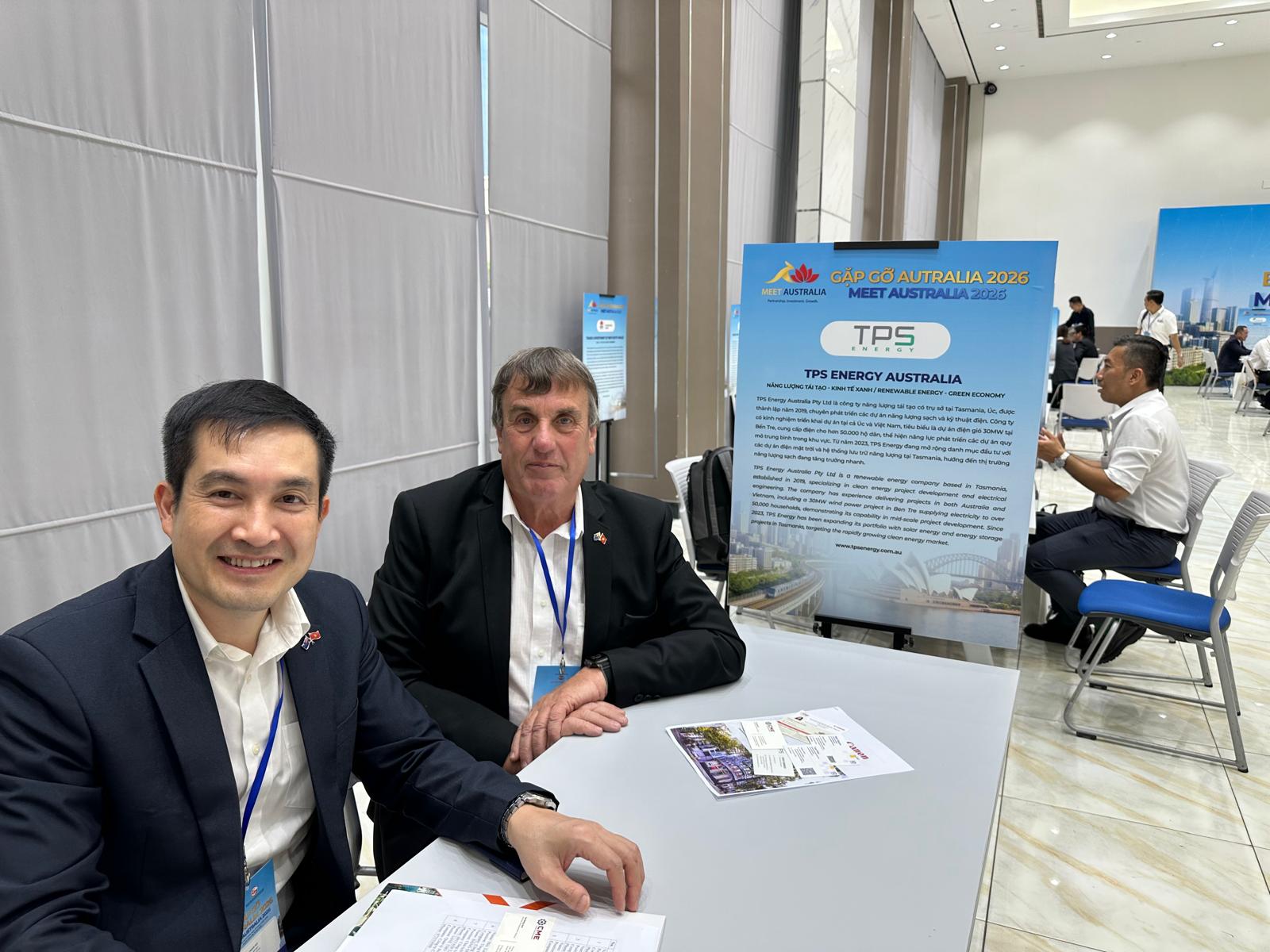 David Barwick and Logan Ho meeting Vietnamese partners during the B2B matching sessions