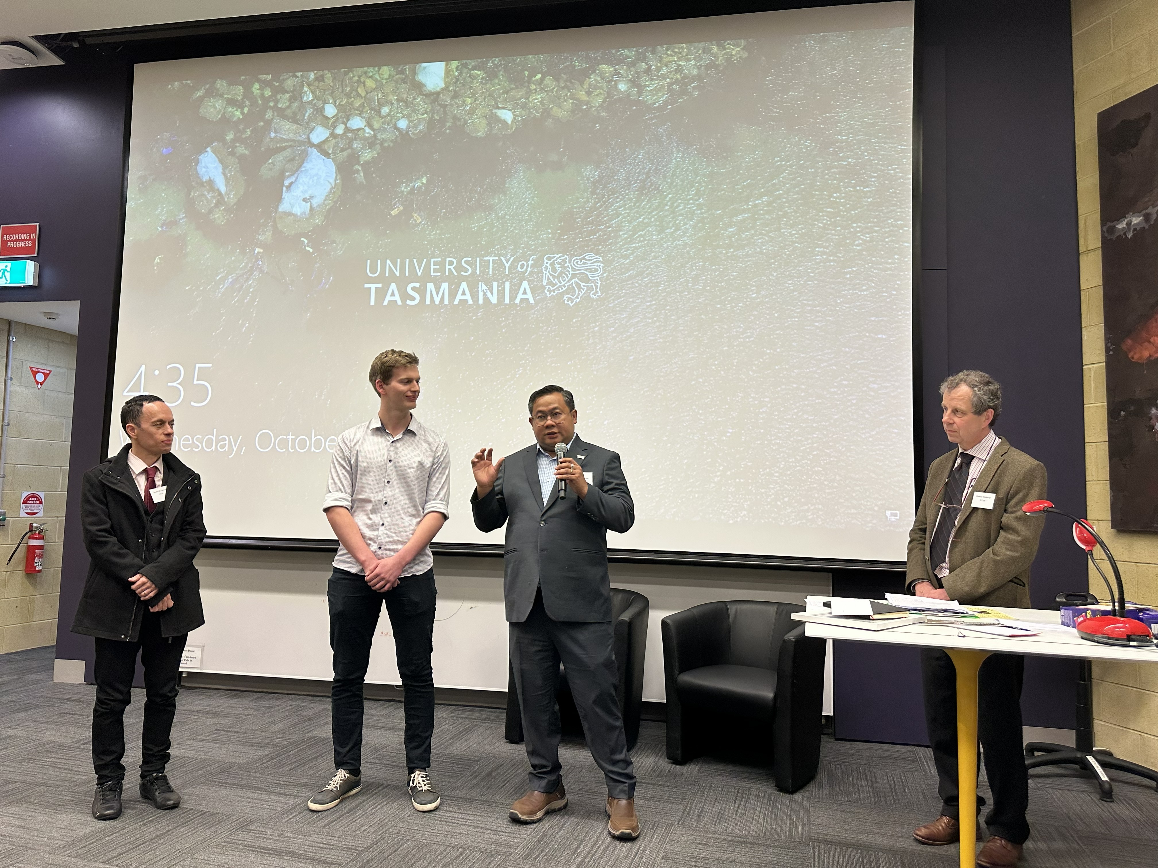 TPS Energy Sponsors and Judges UTAS Engineering Open Day 2025